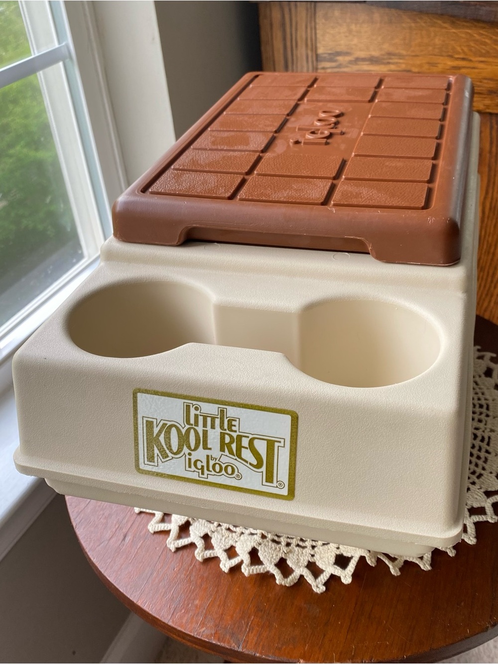 RARE 1981 Vintage Little Kool-Rest IGLOO Car Cooler Console Brown/Tan EXCELLENT!